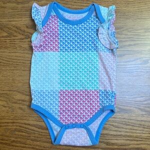 Vineyard Vines whale patchwork bodysuit | 0-3 months